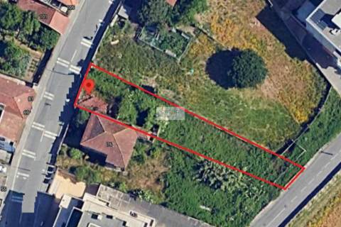 Terreno para construção em altura em Santana, Leça do Balio