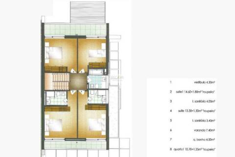 Terreno de 303m2 com viabilidade de construção de moradia T4 de 3 frentes.
