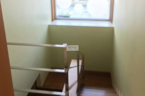 Apartamento T2 Dúplex em condomínio fechado com piscina