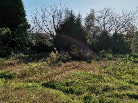 Terreno em Grijó com Projeto Aprovado