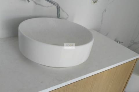 Apartamento T2 de luxo com terraço e jardim de 108m2 a 600 mts da praia