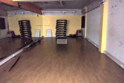 Ginásio com piscina no centro da Trofa