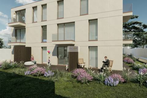 Apartamentos T1 com terraço em novo condomínio fechado, entre a praia e o centro de Matosinhos