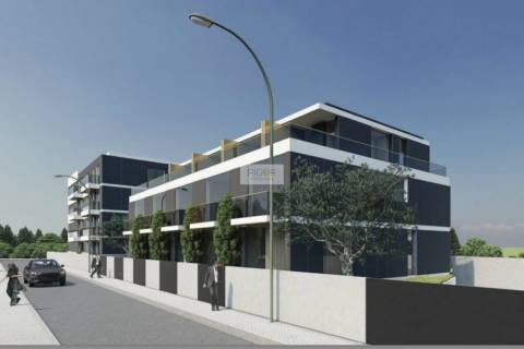 Moradia T4 na foz do Rio Douro