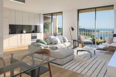 Apartamento T2 com varanda em construção