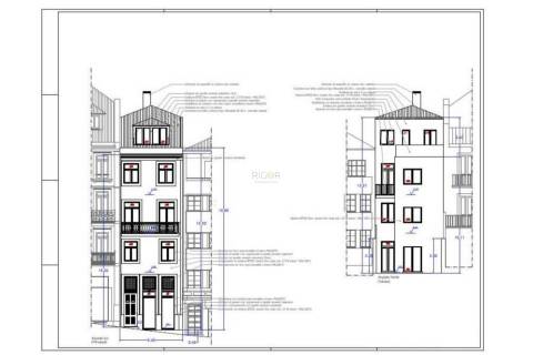 Prédio na baixa do Porto para reconstruir e ampliar - Zona ARU