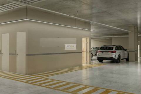 Apartamento T4 com varanda em construção em Matosinhos Sul.