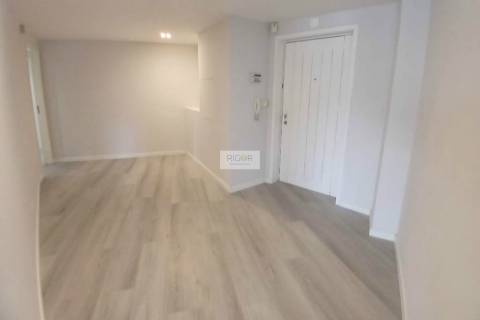 Apartamento T4 remodelado com garagem em Braga