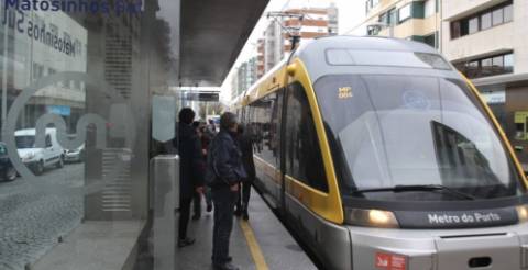 Apartamento T0 com terraço no centro de Matosinhos