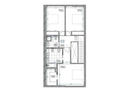 Moradia T3 de 2 frentes e jardim em construção em Águas Santas