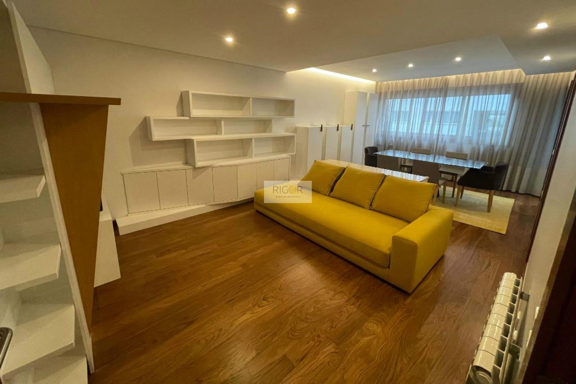 Apartamento T2 Arrendamento em Cidade da Maia,Maia