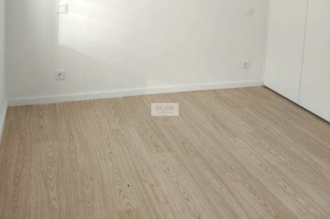 Apartamento T3 novo em Matosinhos junto ao Metro a 900 metros da praia