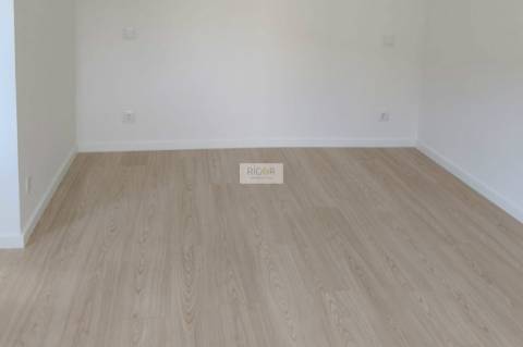 Apartamento T3 novo em Matosinhos junto ao Metro a 900 metros da praia