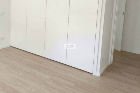 Apartamento T3 novo em Matosinhos junto ao Metro a 900 metros da praia