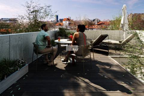 Apartamento T0 com terraço no centro de Matosinhos.