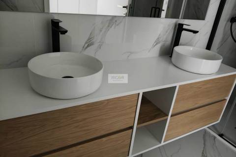 Apartamento T2 com terraço de 255m2 em Matosinhos