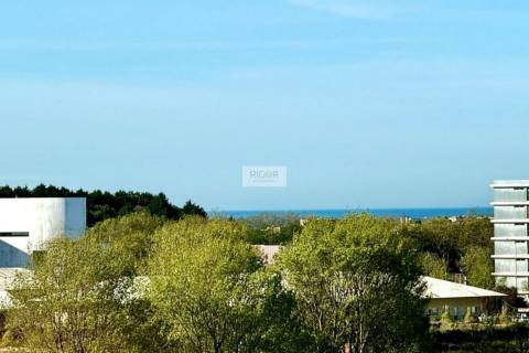 Apartamento T3 com varanda e vista mar em Matosinhos sul