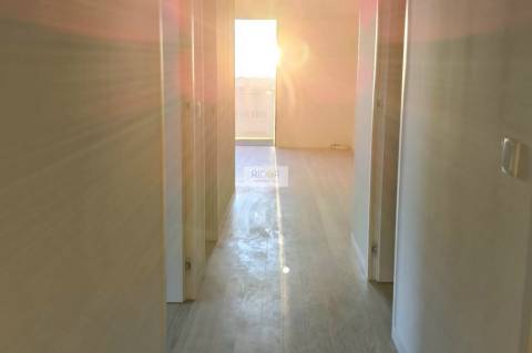 Apartamento T3 com varanda e vista mar em Matosinhos sul