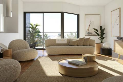 Apartamento T2 com varanda novo à Santa Rita