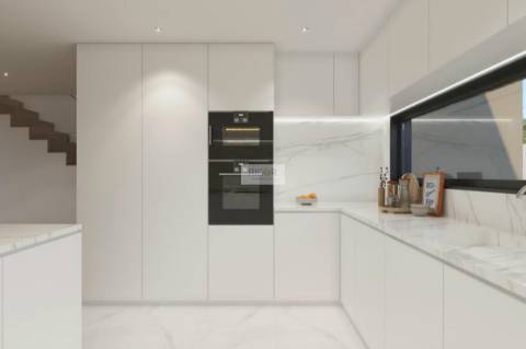 Moradia com 4 quartos e 120m2 de jardim no Castelo da Maia