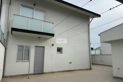 Moradia Geminada T4 Venda em Cidade da Maia,Maia