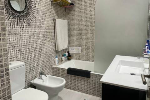 Apartamento T3 com boas áreas em zona residencial na Cidade da Maia