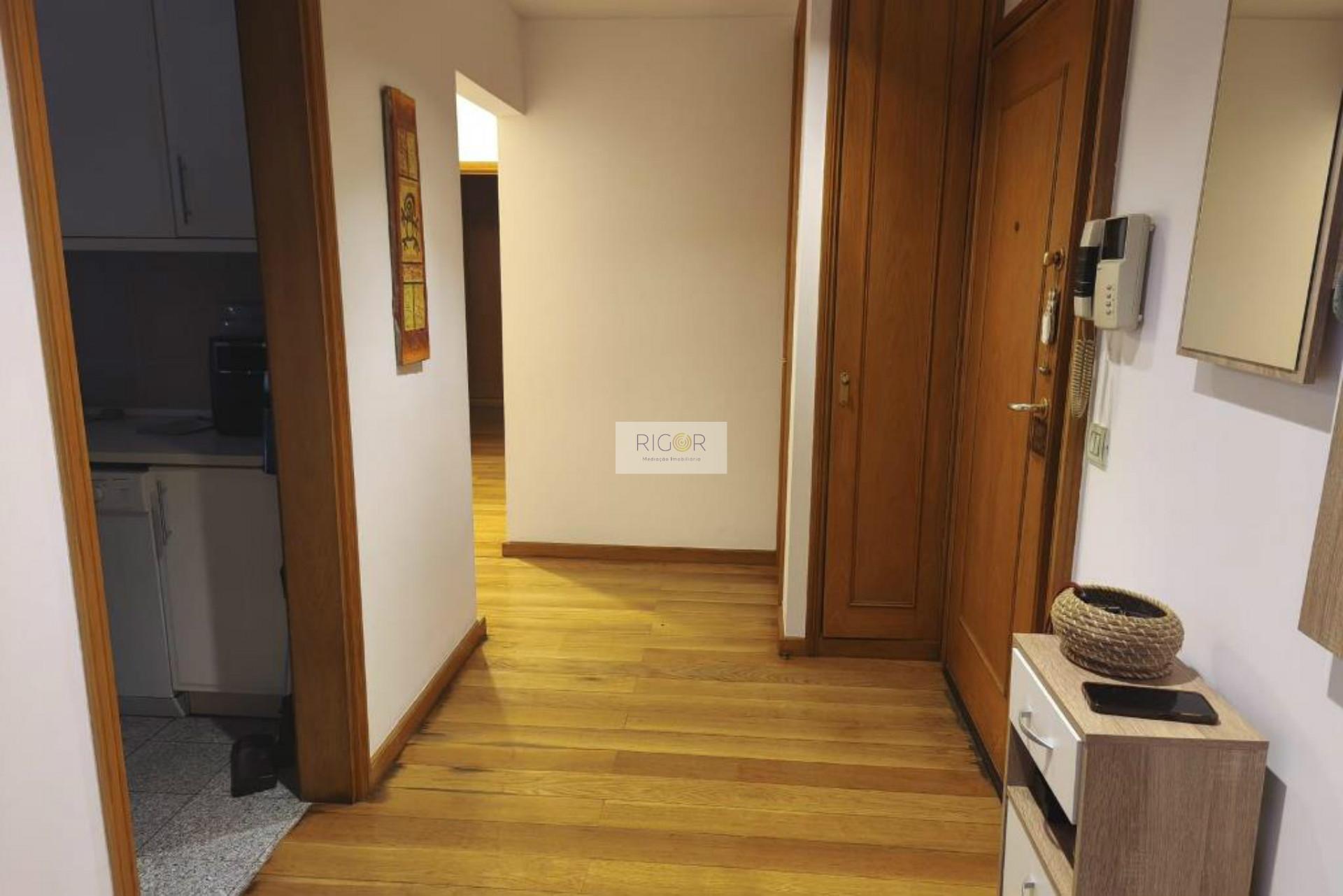 Apartamento T2 com terraço de 41m2 em Moreira da Maia