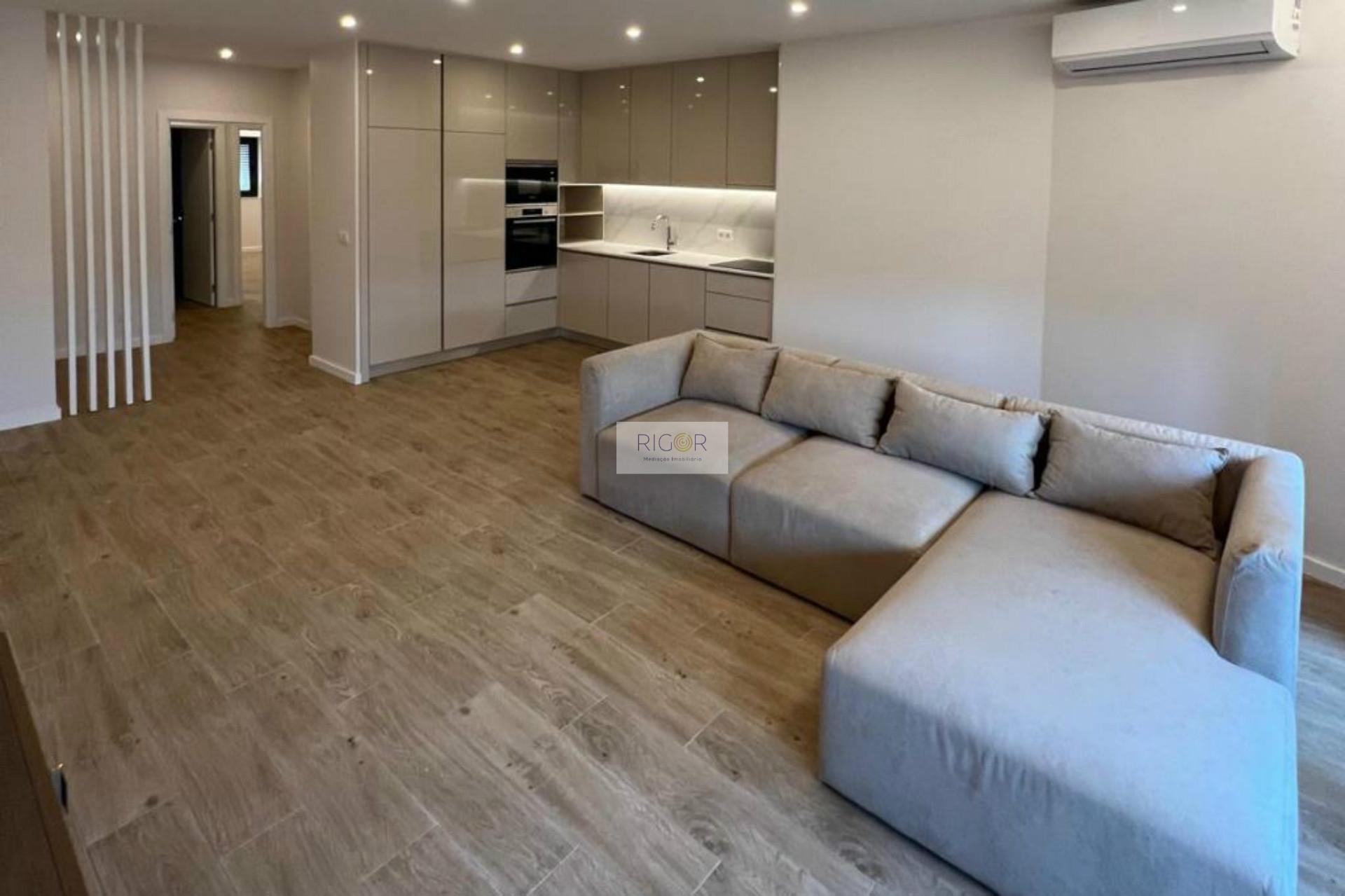 Apartamento T3 no centro de Matosinhos perto da Câmara