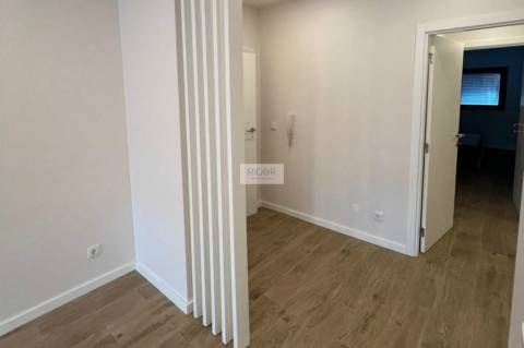 Apartamento T3 no centro de Matosinhos perto da Câmara