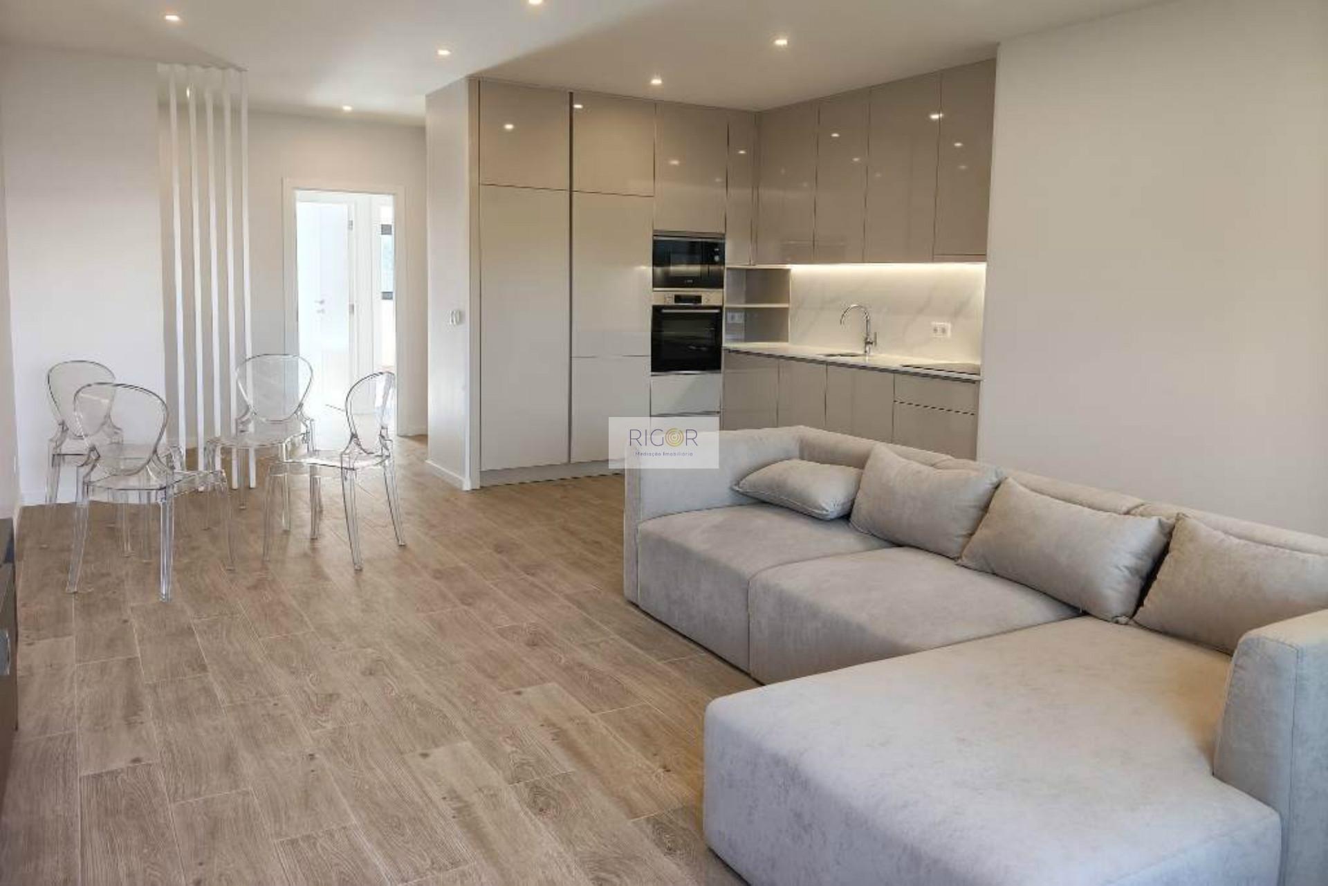 Apartamento T3 no centro de Matosinhos perto da Câmara