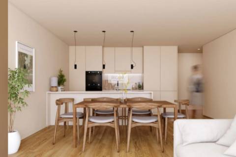 Apartamento T1 com jardim de a 300mts da praia de Matosinhos