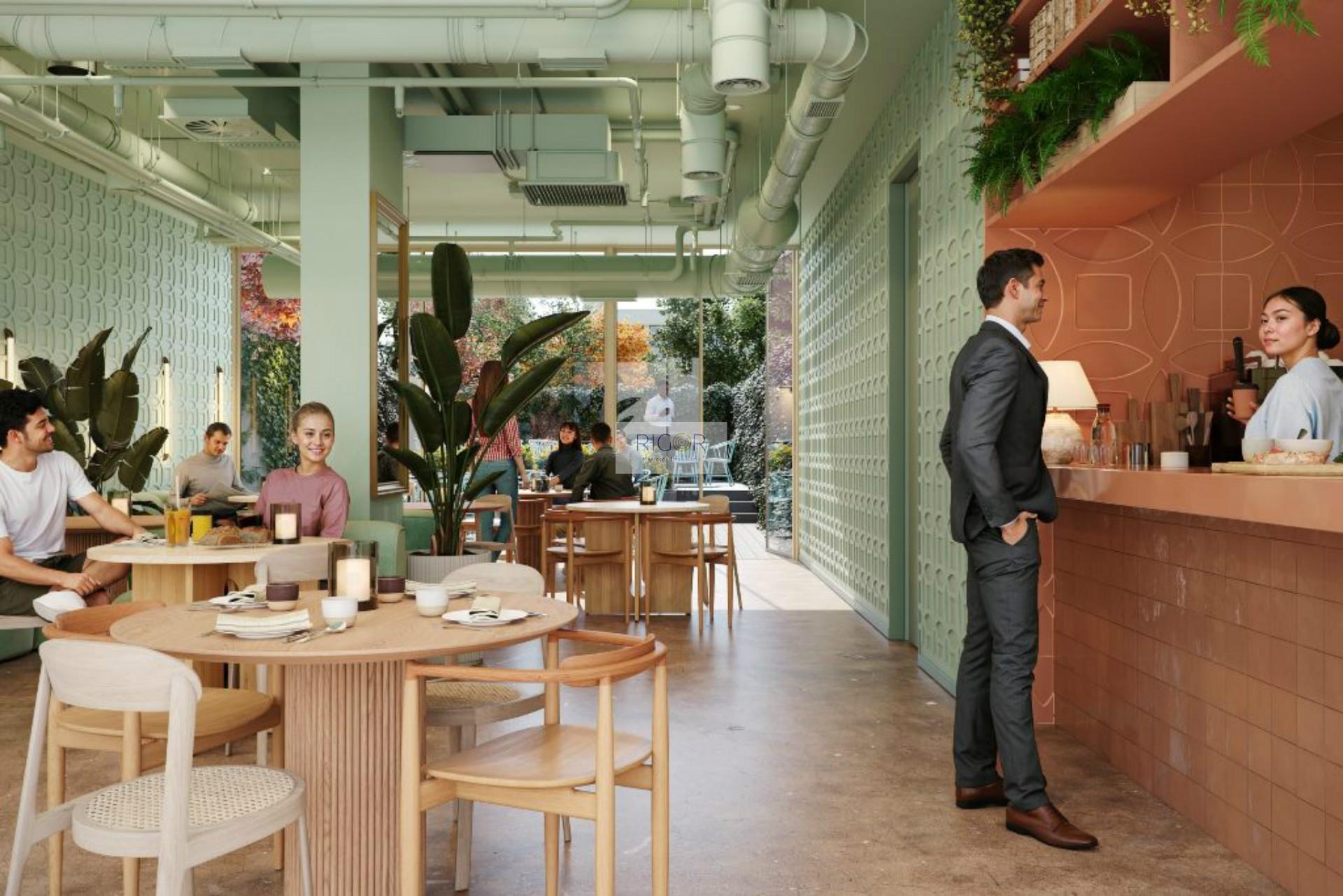 Loja de 82m2 com terraço e jardim exterior a poente a 500mts da praia de Matosinhos