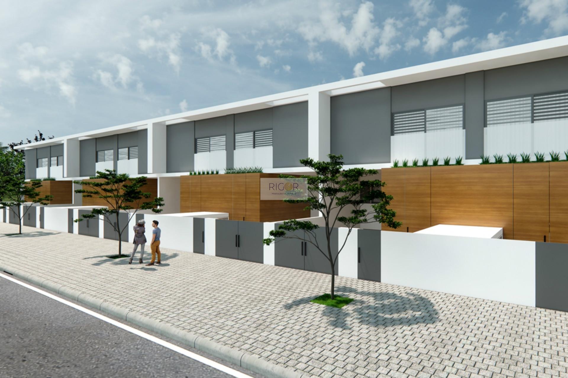 Moradia T3 de 2 frentes e jardim em construção em Águas Santas