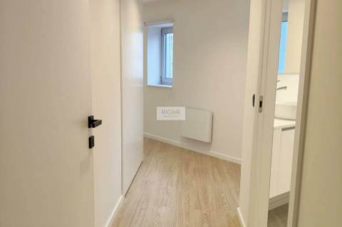 Apartamento T3 em Matosinhos, junto ao metro, pronto a habitar.