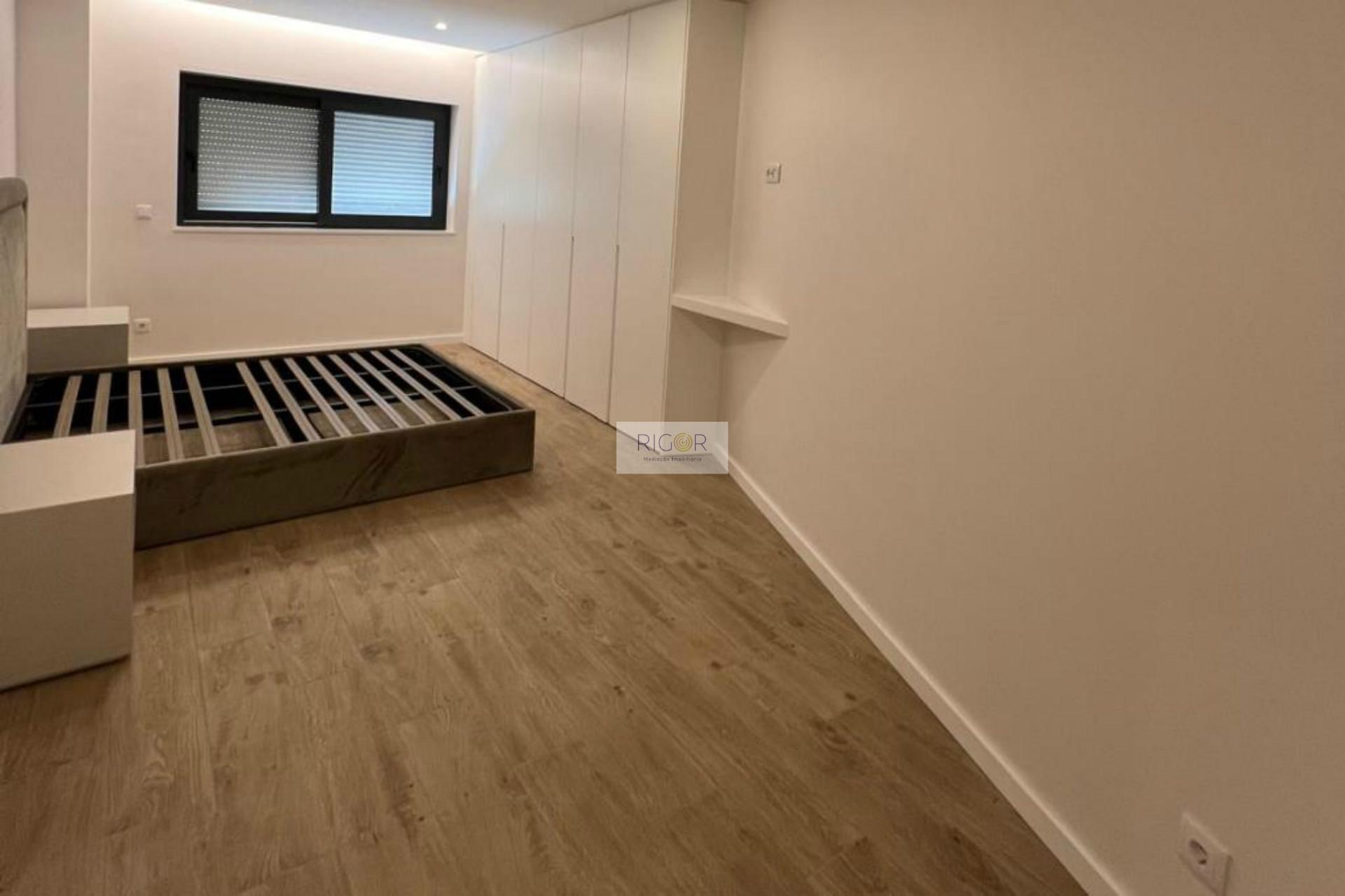 Apartamento T3 no centro de Matosinhos perto da Câmara