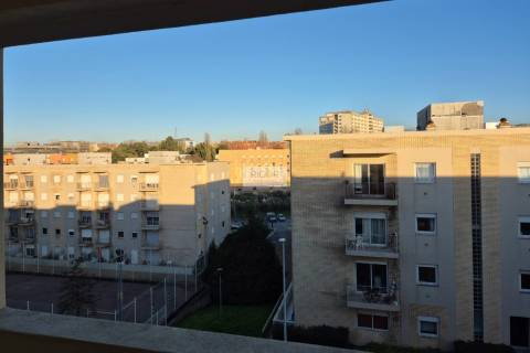 Apartamento t2 com varanda ao Hospital São João e faculdades