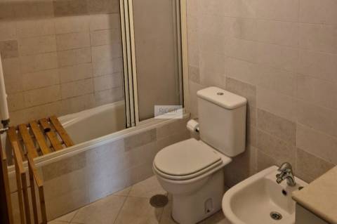 Apartamento t2 com varanda ao Hospital São João e faculdades