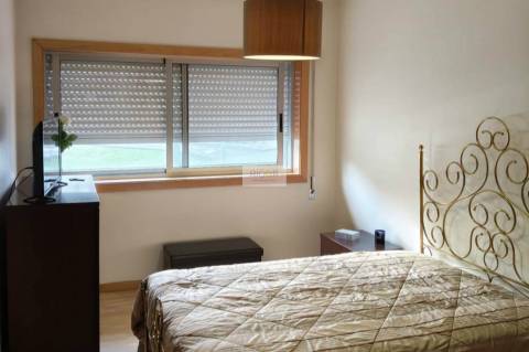 T3 junto ao Metro, a 980mts da praia de Matosinhos