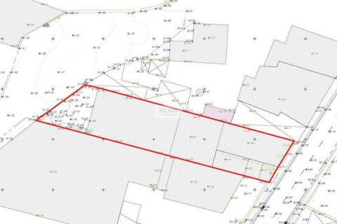 Prédio devoluto usado para indústria com destino a habitação e comércio