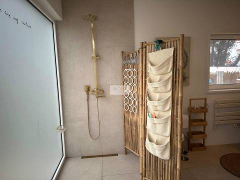 Moradia Térrea T2 com piscina em Lavra junto à praia