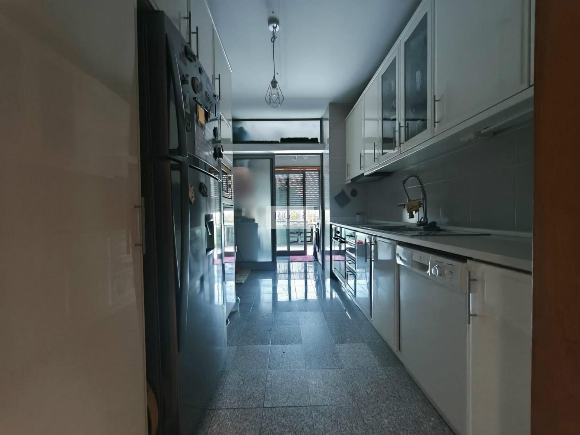 Apartamento T2 com terraço de 41m2 em Moreira da Maia