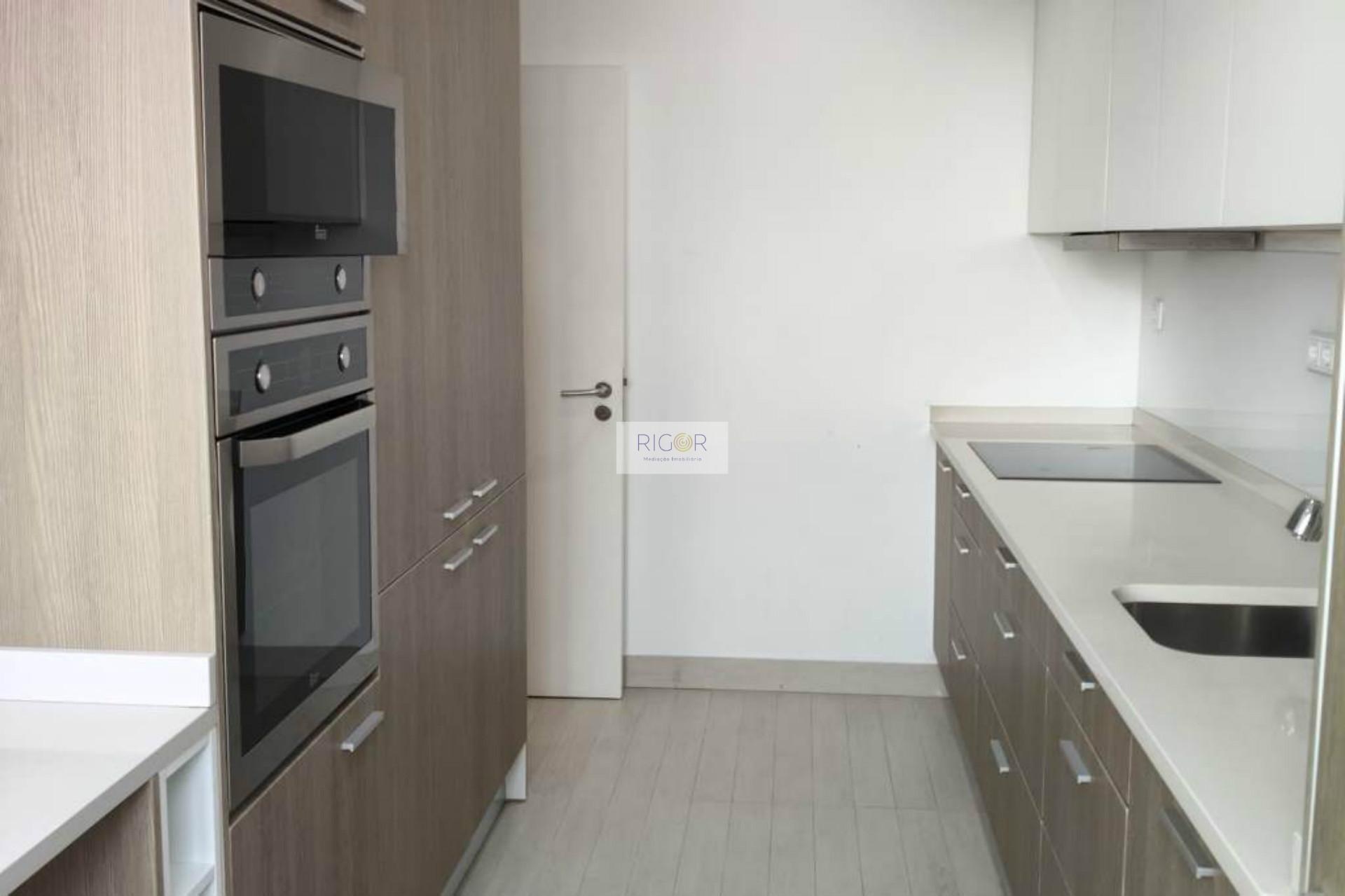 Apartamento T2+1 junto á Câmara de Matosinhos