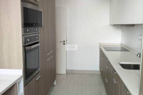 Apartamento T2+1 junto á Câmara de Matosinhos