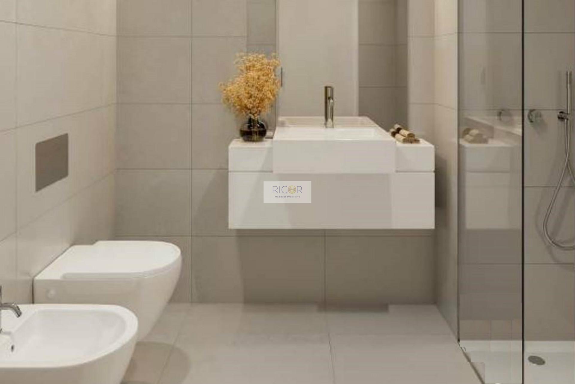 Apartamento T1+1 novo junto à Areosa e Pólo Universitário.