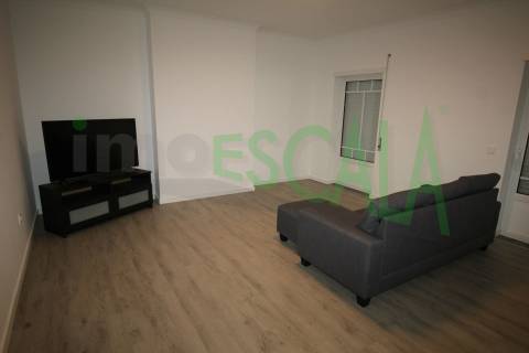 Apartamento T2 com Design Moderno