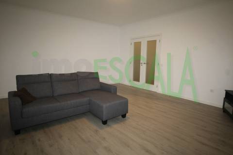 Apartamento T2 com Design Moderno