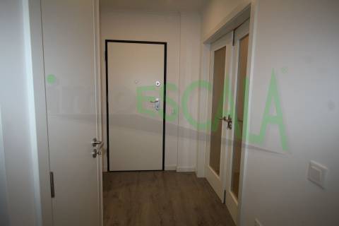 Apartamento T2 com Design Moderno