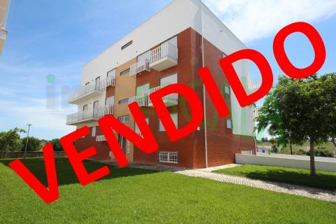 Apartamento T2 com Design Moderno