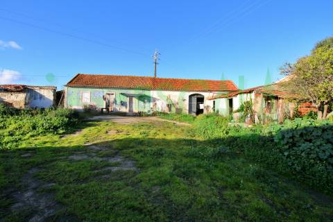 Armazém  Venda em Pontével,Cartaxo