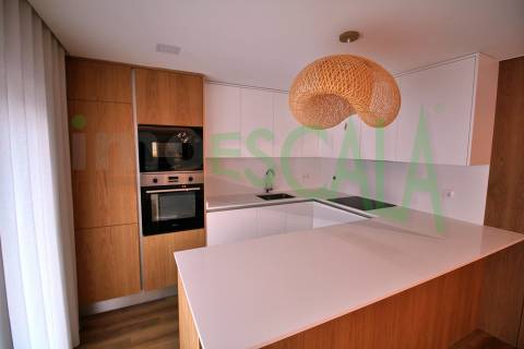 Apartamento T3 Venda em Santarém (Marvila), Santa Iria da Ribeira de Santarém, Santarém (São Salvador) e Santarém (São Nicolau),Santarém